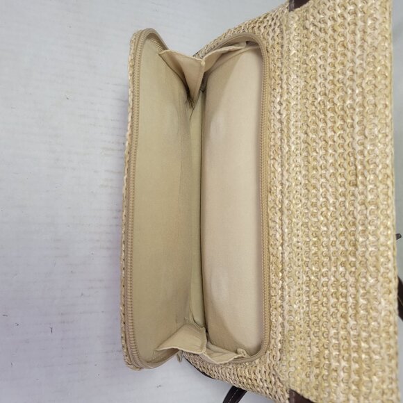 Rosetti Straw & Vinyl Crossbody Bag With Front Pocket & Adjustable Strap - Picture 8 of 10